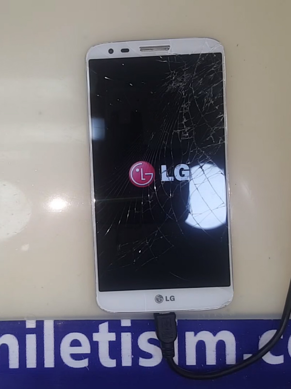 LG G2 Ekran Değişimi Öncesi