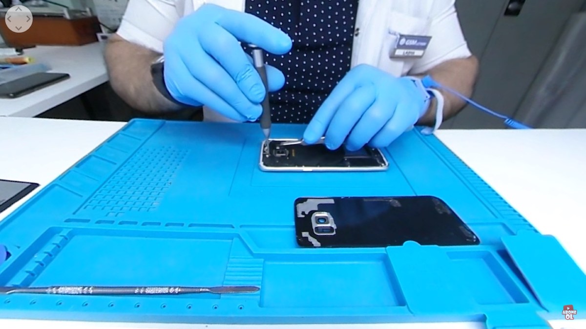 Kadıköy akıllı cep telefonu tamiri teknik servisi
