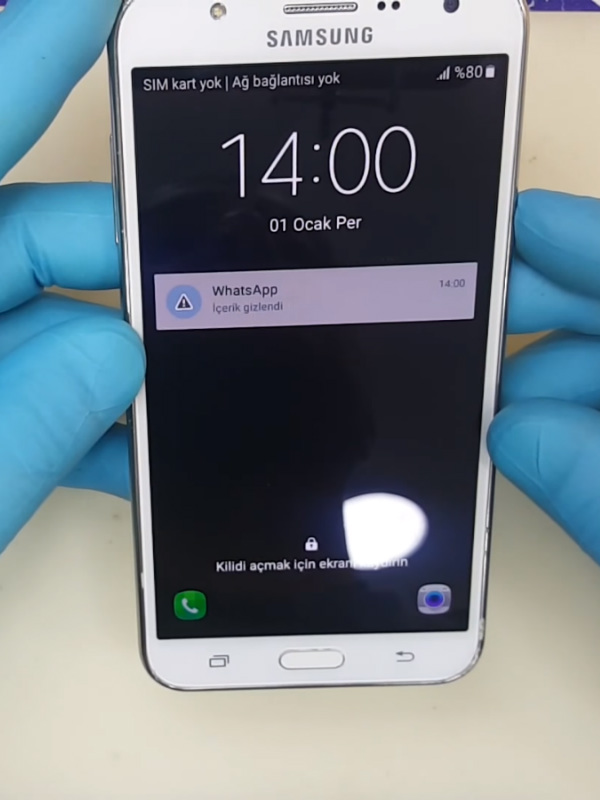 Samsung Galaxy J7 Pro Ekran Değişimi