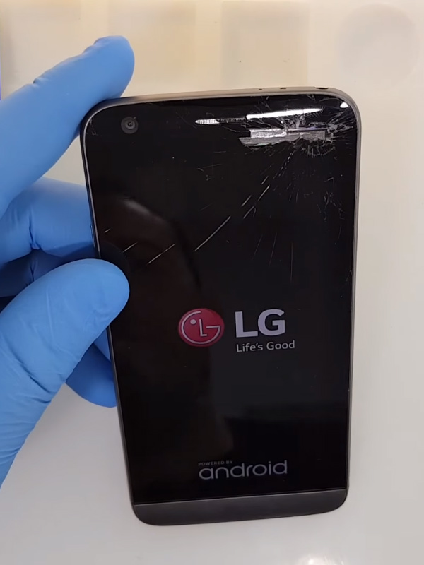 LG G5 ekran değişimi öncesi