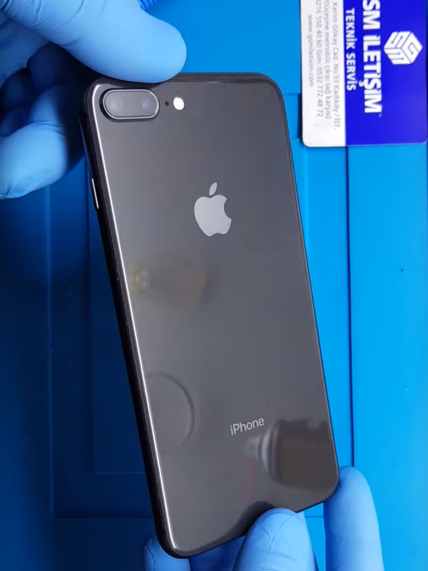 iPhone 8 Plus Arka Cam Değişimi