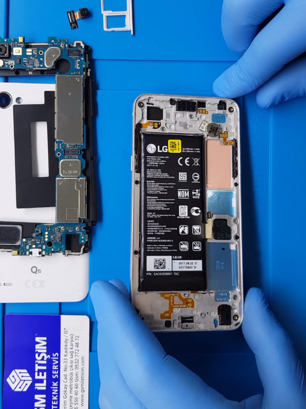 LG Q6 Batarya Pil Değişimi