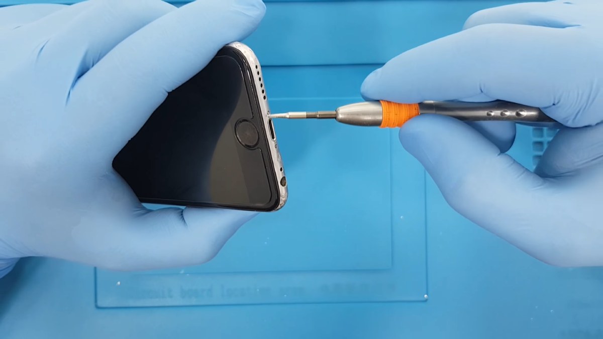 iPhone 6 Şarj Soketi Değişimi Nasıl Yapılır