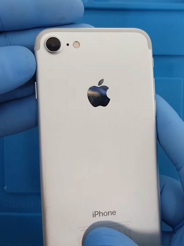 iPhone 7 arka kamera değişimi nasıl yapılır