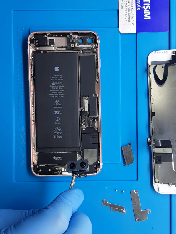 iPhone 7 Plus arka kamera değişimi nasıl yapılır