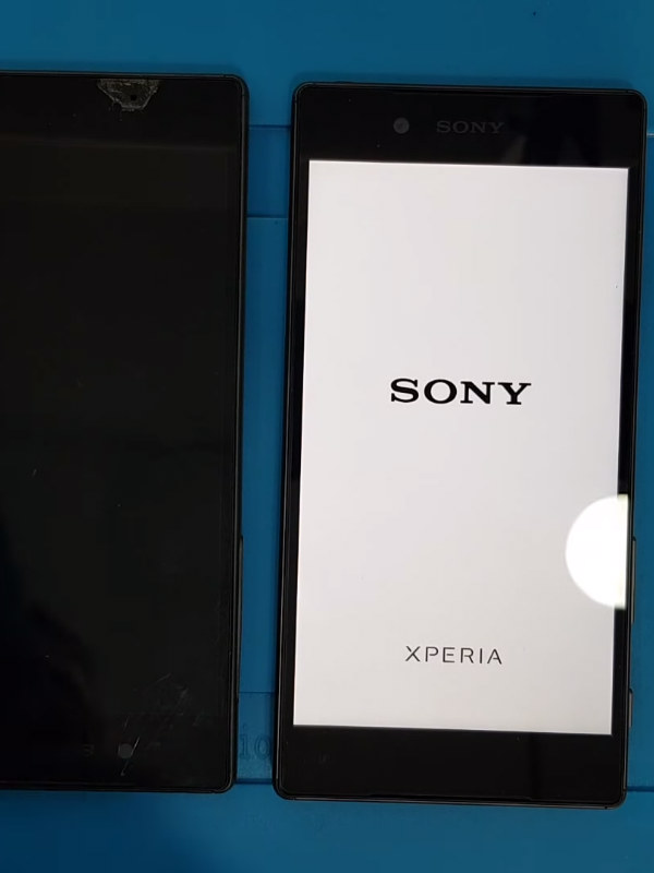 Sony Xperia Z5 Dual ekran değişimi nasıl yapılır