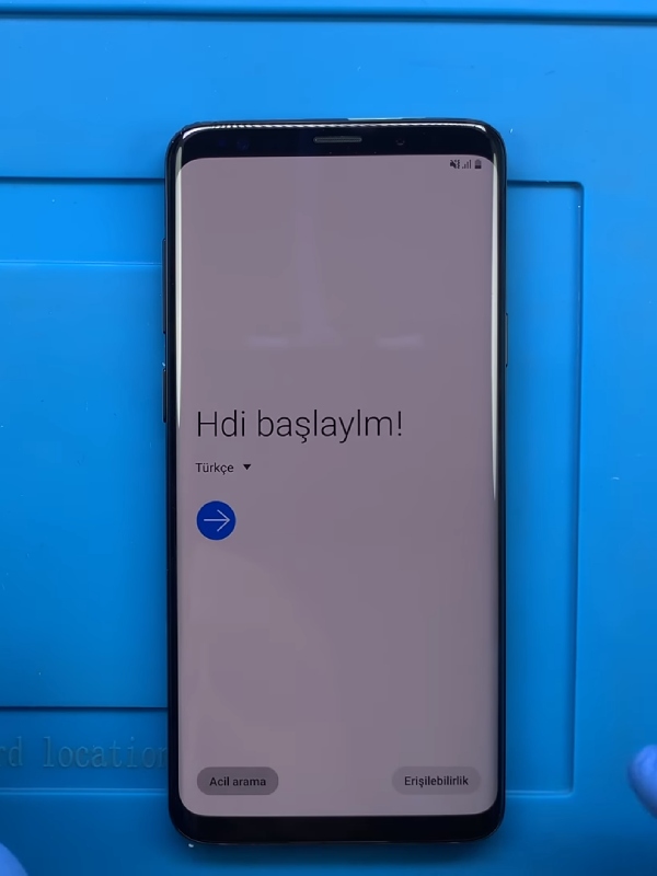 Samsung Galaxy A9 ekran değişimi nasıl yapılır