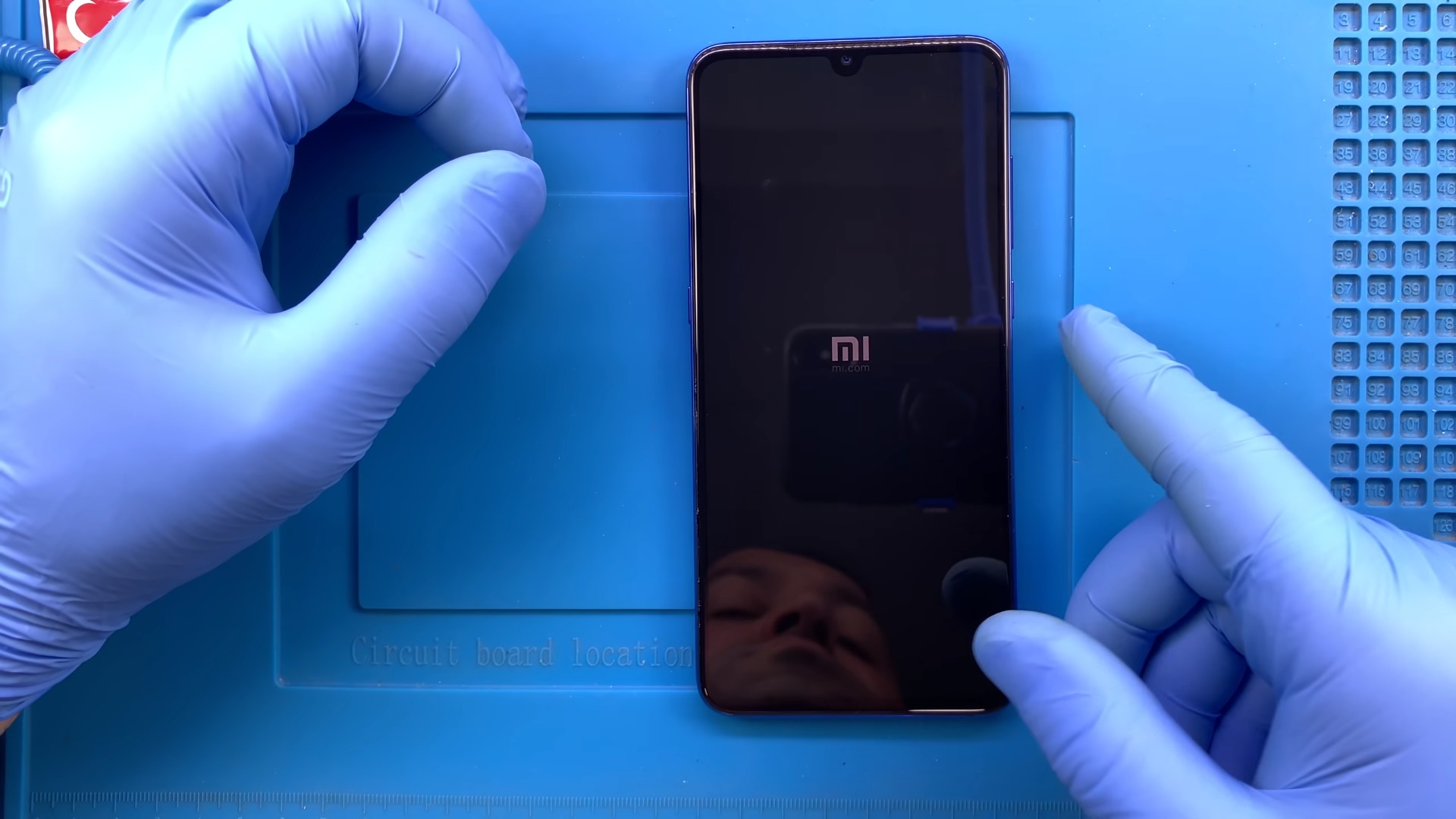 Xiaomi Mi 9 SE Ekran Ekran Değişimi